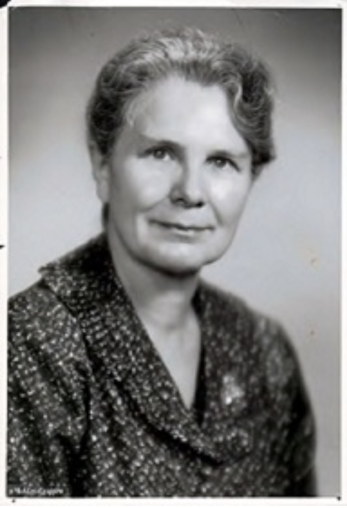 Portrait of Helen Hogg. © Reproduced courtesy of the Royal Astronomy Society of Canada (RASC) Archives