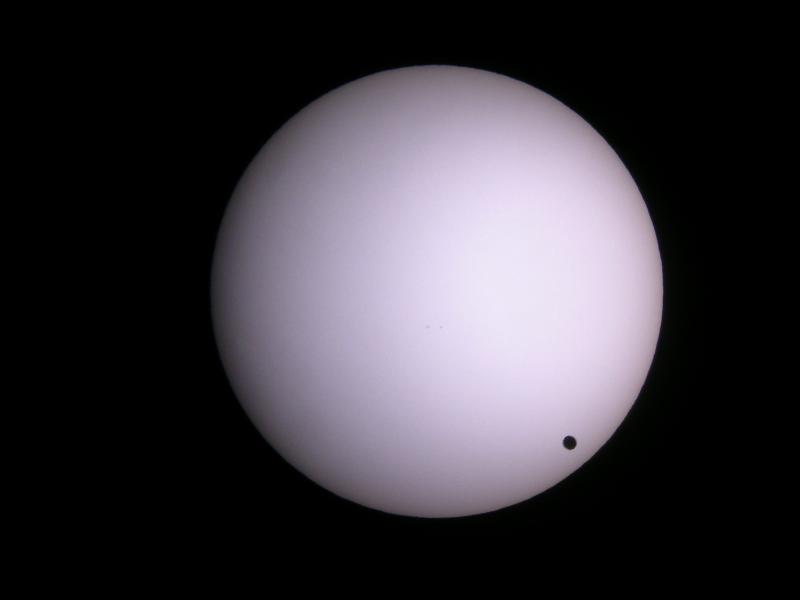 Dave McCarter&#039;s 2004 image of Venus near the Solar limb 